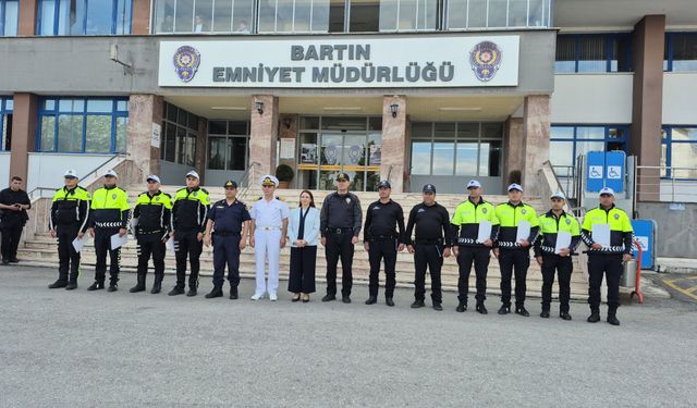 Motor kullanmasını bilmeyen polisler 25 günde öğrendi
