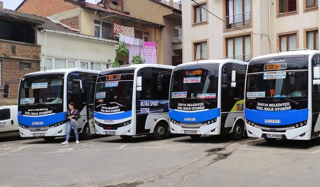 Ulaşım Zammına Vatandaş Tepkili, Esnaf 'Zorunlu' Diyor