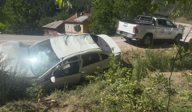 Virajı alamayan otomobil şarampolde takla attı: 1 ölü