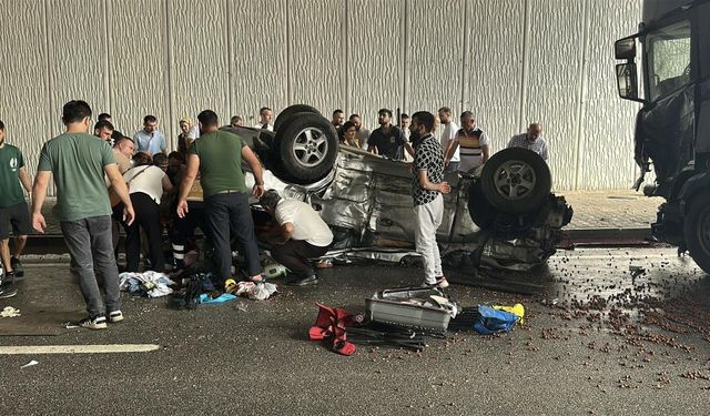 Komşuda Feci Kaza: 3 ölü, 4 Ağır Yaralı