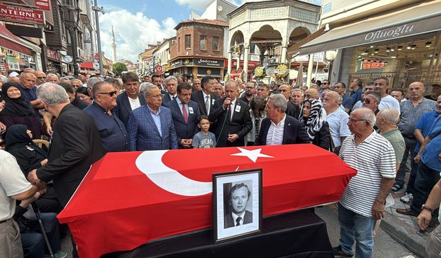 Eski Bakan Akyol, Son Yolculuğuna Uğurlandı