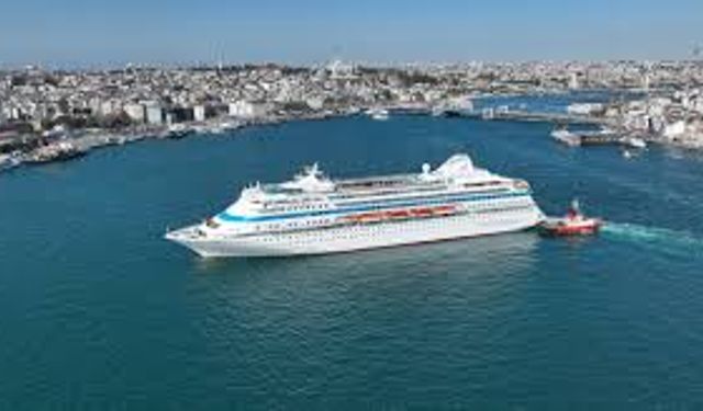 Soçi gerilimi Astoria Grande’yi vurdu: İstanbul’a alınmadı