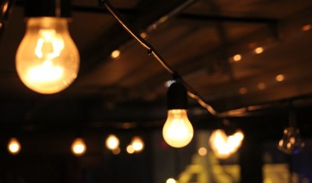 Elektrik Kesintileri Bıktırdı, Vatandaş Tepkili