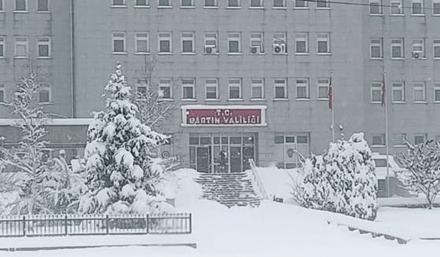 Bartın’da Okullar Tatil Edildi