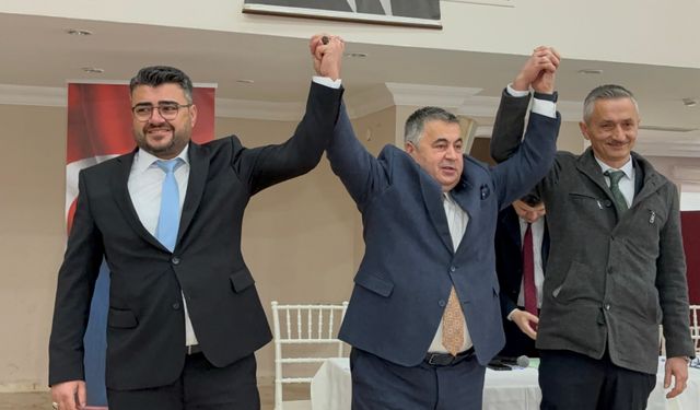 Ferdi Özer yeniden başkan seçildi