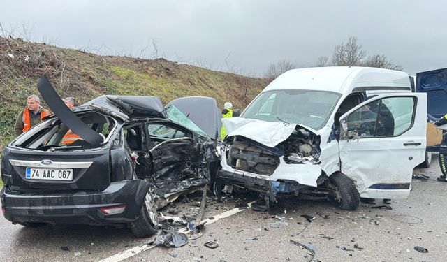 Polis memuru, emekliliğine 4 gün kala kazada hayatını kaybetti