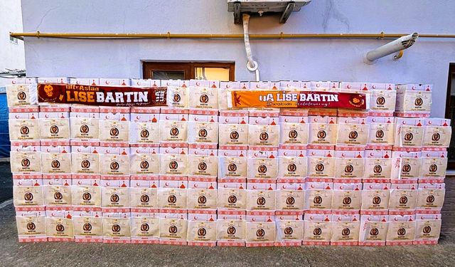 ultrAslan Lise Bartın’dan 74 Aileye Ramazan Kumanyası