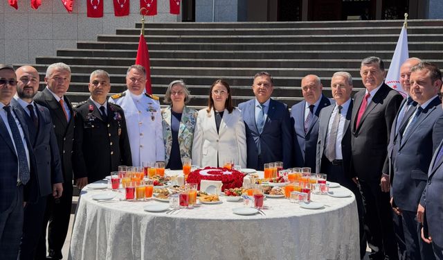 Bartın’da Bayramlaşma Törenine Yoğun Katılım