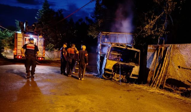 Araç Kundaklama Olayının Şüphelisi Kıskıvrak Yakalandı