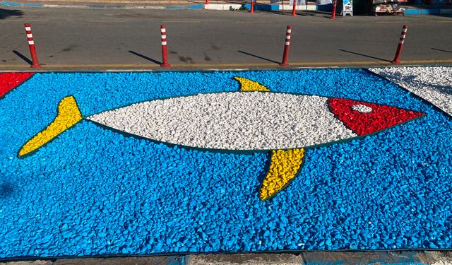 İnkumu'nda Dekoratif Taşlarla Yeni Görünüm