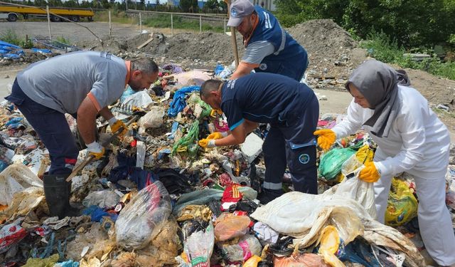Altın Dolu Çanta Çöpe Gitti, Polis Harekete Geçti