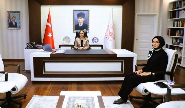 Kurucaşile Kaymakamı Selver Esra ARIK Göreve Başladı