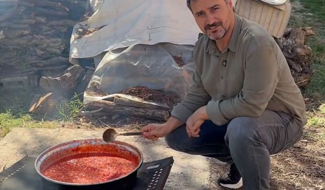 Belediye Başkanı pekmez tenceresinin başında