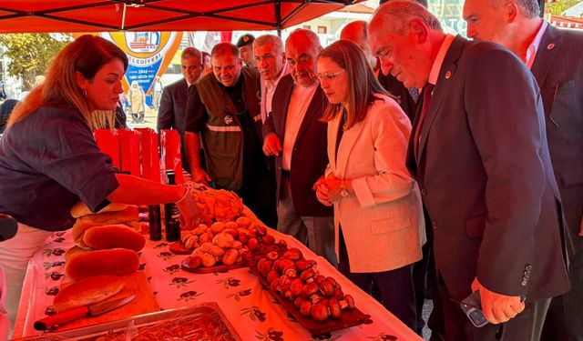 Lezzet Festivali’nde Tarsus Mantarı İlgi Gördü
