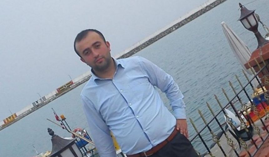 BARTIN&#039;ın Ulus İlçesi Ağaköy Köyü&#039;nde, 21 yaşındaki Mesut Dikel, kestiği ağacın altında kalarak yaşamını yitirdi.