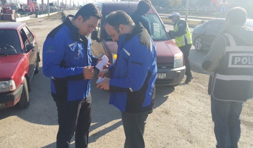 Bartın Çevre ve Şehircilik İl Müdürlüğü, İl Emniyet Müdürlüğü ve İl Jandarma Komutanlığı ekipleriyle koordineli olarak araçlarda egzoz gazı emisyon ölçüm pulu denetimi yaptı.