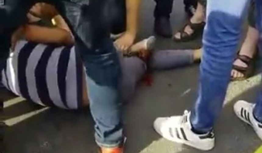 Bartın&#039;da bir mibinüsün çarptığı motosiklette bulunan 2 kişi yaralandı.