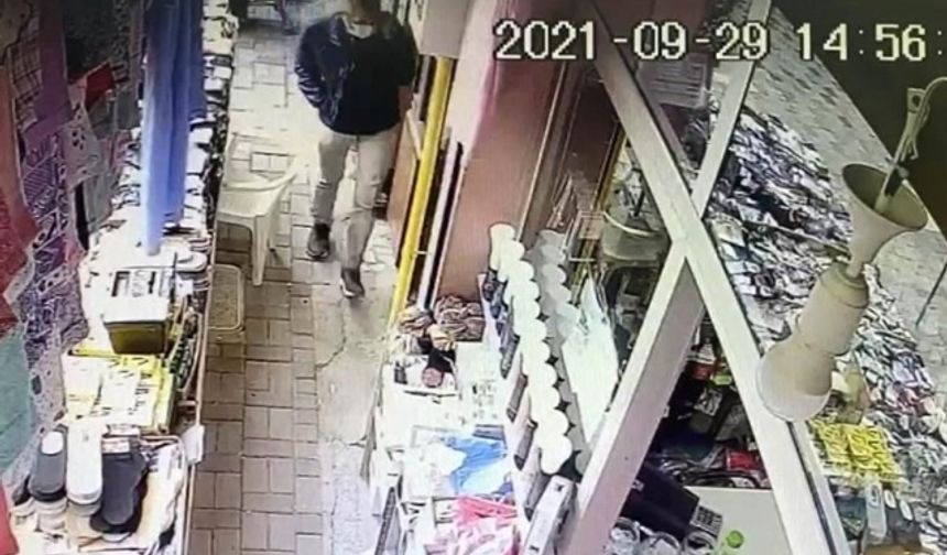 Bartın&#039;da yaşlı kadını kendisini polis olarak tanıtan ve ziynet eşyalarını alarak kayıplara karışan dolandırıcı Adana&#039;ya kaçarken Ankara&#039;da yakalandı.