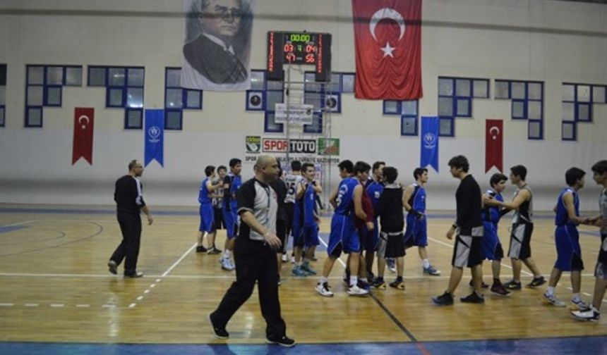 2013 - 2014 Öğretim yılı okullar arası basketbol maçları sona erdi.