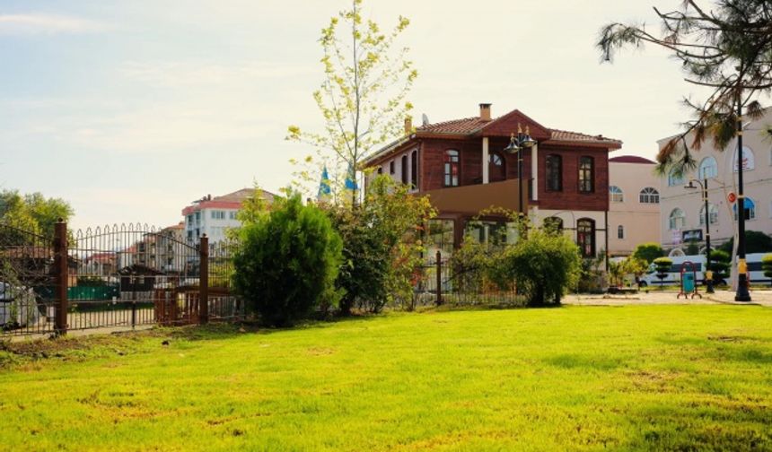 Bartın&#039;da vatandaşların hizmetine sunulacak Emekliler Evinde çalışmalar devam ediyor.