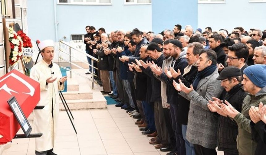 Bartın&#039;da Kalp Krizi Geçiren Polis memuru Aleattin Zeki Havuş Karabük&#039;te toprağa verildi