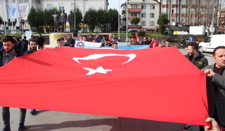 Bartın&#039;da TSK&#039;nın Afrin&#039;de sürdürdüğü Zeytin Dalı Harekatına destek için yürüyüş düzenlendi.