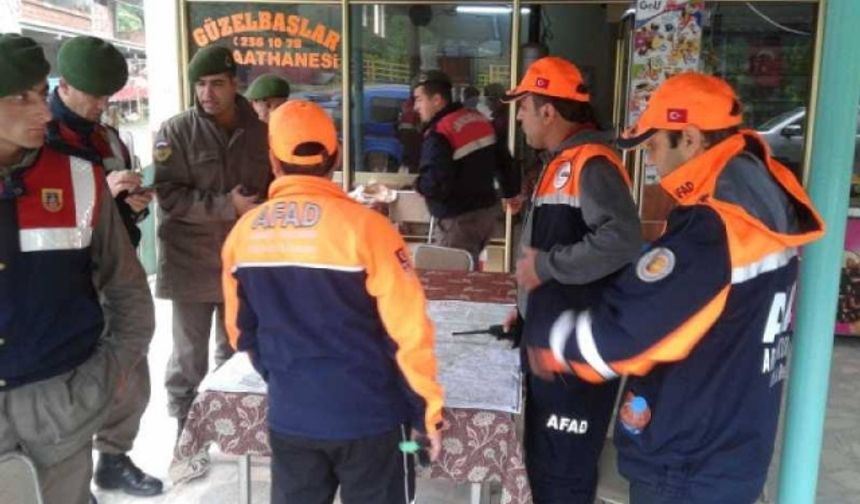 BARTIN’a bağlı Özbaşı köyünde oturan Ş.Ç, evinden çıktıktan sonra ormanda kayboldu.  Ayhan ACAR DHA