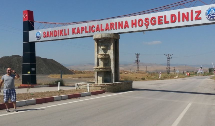 ÇAMURUN ŞİFA OLDUĞU TOPRAKLAR: SANDIKLI. MURAT AK