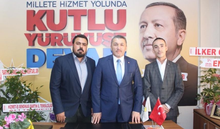 Ak Parti Bartın İl Başkanı Turhan  Kalaycı&#039;ya tebrik ziyaretleri: REKART Reklam Medya Tanıtım Organizasyon Sahipleri Soner Yürekli ve Hakan Yurtsever&#039;in ziyareti