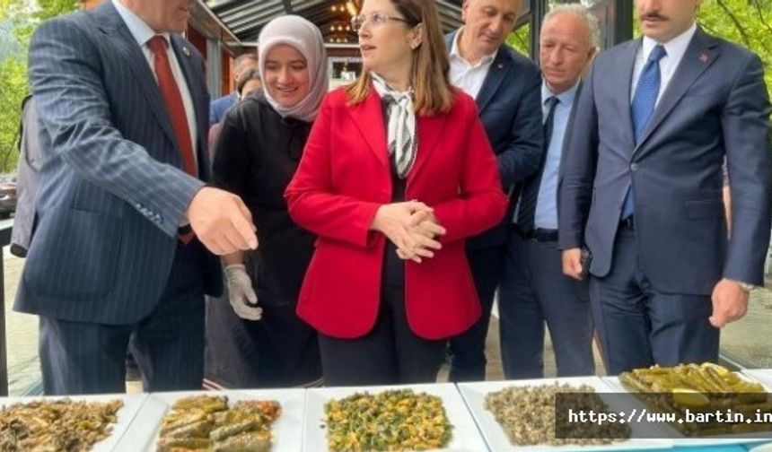 Gara Mancar, Ispıt Kavurması, Etli Keşkek