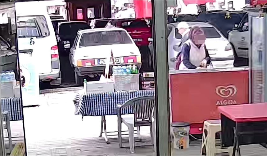 Bartın Orta Mahalle'de dün meydana gelen olayda, bakır ürünler satan bir iş yerinin önünden geçen kimliği belirsiz kadın, iş yerinde kimse bulunmadığı bir anda tezgahtaki ürünlere bakma bahanesiyle dükkana yaklaştı. Gözüne kestirdiği ve yaklaşık 5 bin TL değerindeki bakır çaydanlık setini yanındaki bebek arabasına koyan kadın hızla oradan uzaklaştı. Bir süre sonra dükkana gelen iş yeri sahibi çaydanlık setinin olmadığı fark ederek polisi aradı. Bartın Emniyet Müdürlüğü Asayiş Şubesi Hırsızlık Bürosu ekipleri İnceleme başlatarak, güvenlik kamera görüntülerinden bir kadın tarafından setin çalındığını belirledi. 