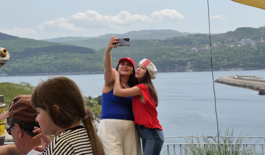 Turistik ilçe Amasra'da doluluk oranı yüzde 90'ı aştı