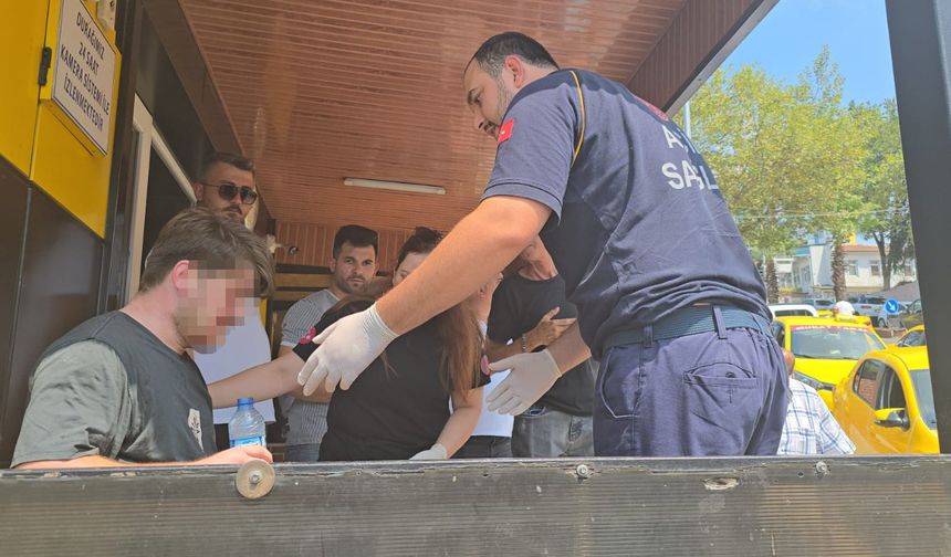 Avukat, karşı tarafın avukatını darbetti