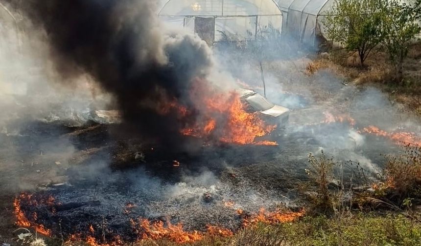 Şarampole uçan otomobil alev topuna döndü