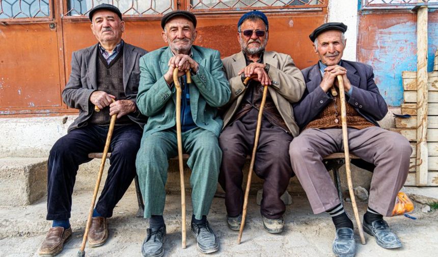 Bartın’da Yaşlı Nüfus Türkiye Ortalamasını Solladı!