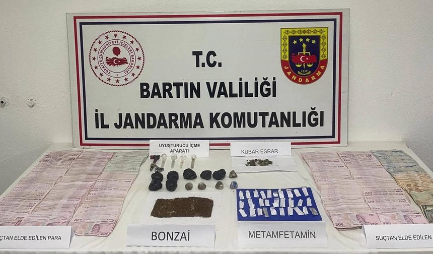 Zehir Taciri Yüklü Miktarda Nakit Parayla Yakalandı