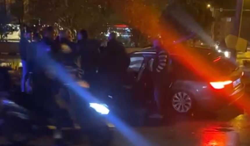 Bartın’da Direğe Çarpan Sürücü Olay Yerinden Kaçtı