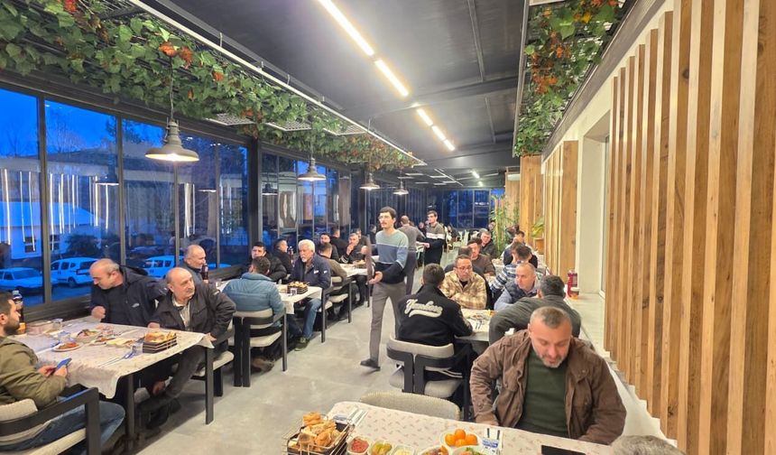 Burgucu Yapı Ailesi İftar Sofrasında Buluştu