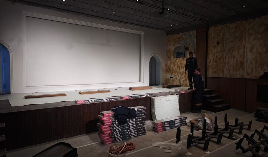 Bartın Belediyesi Cep Sineması Yenileniyor