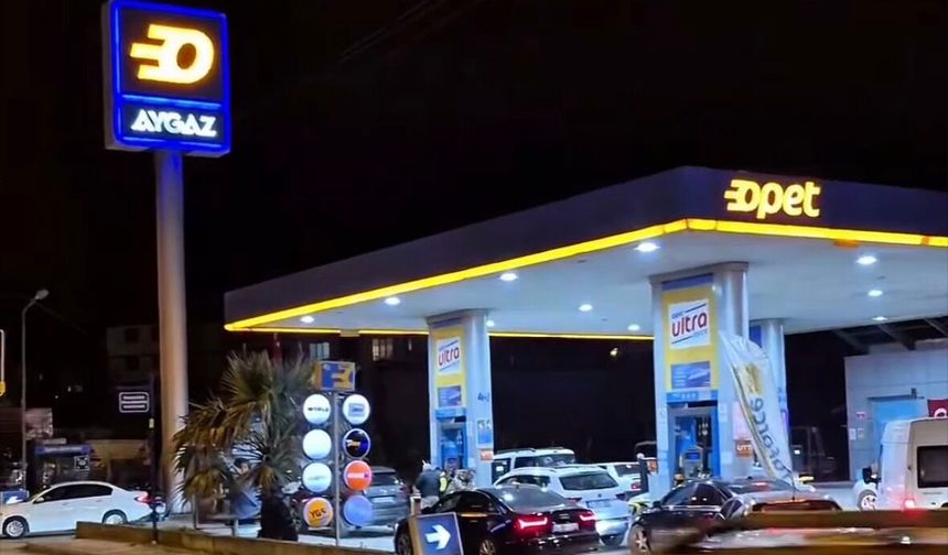 Depolar Doldu, Zam İptal Edildi