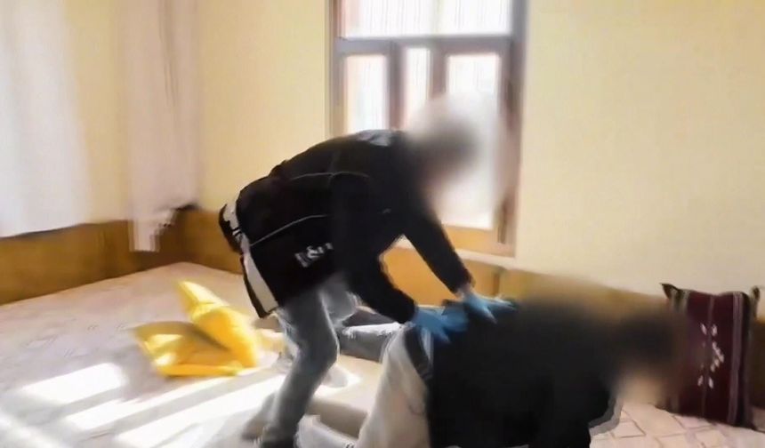 Bartınlı Vatandaşları Dolandıran Şebekeye Suçüstü Operasyon