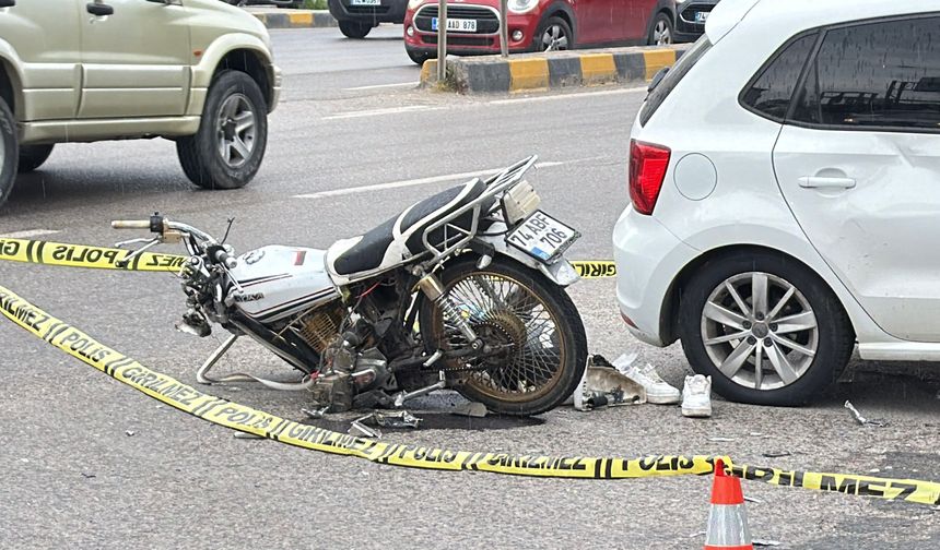 Hastane yolunda feci kaza: 3 yaralı