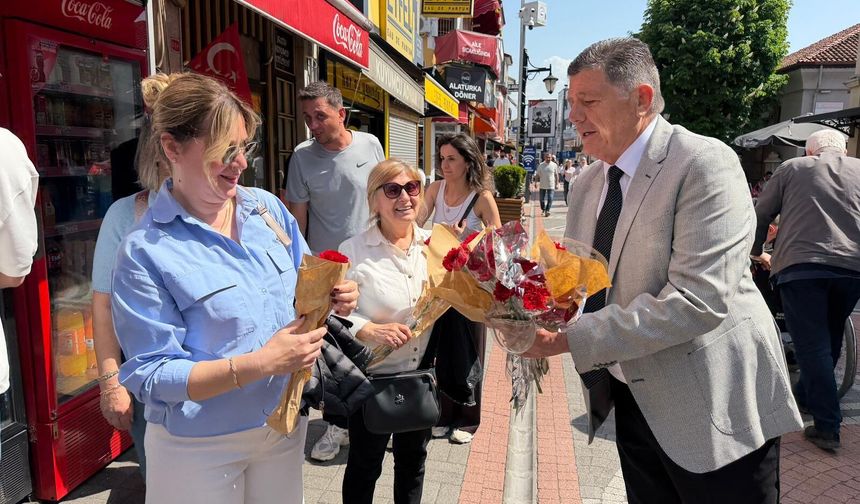 Başkan Yalçınkaya’dan Anneler Günü’nde Anlamlı Jest