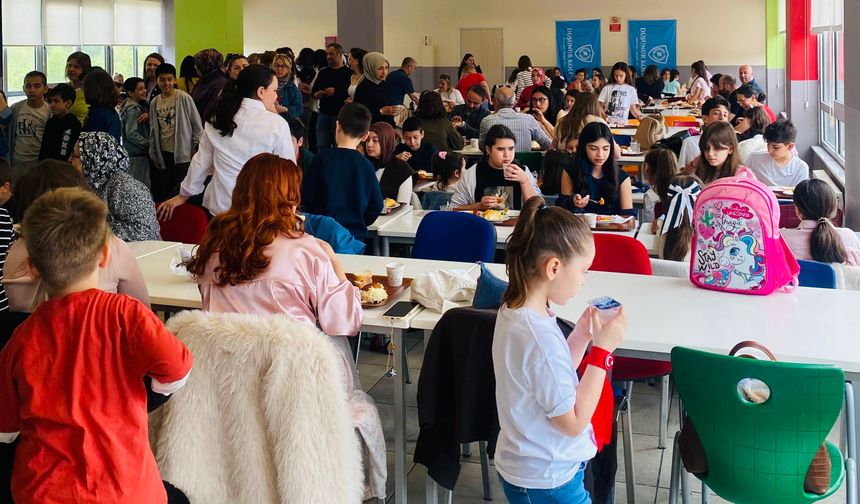 Düşünür Koleji: Bugün Kahvaltıyı Biz Hazırlıyoruz Anne