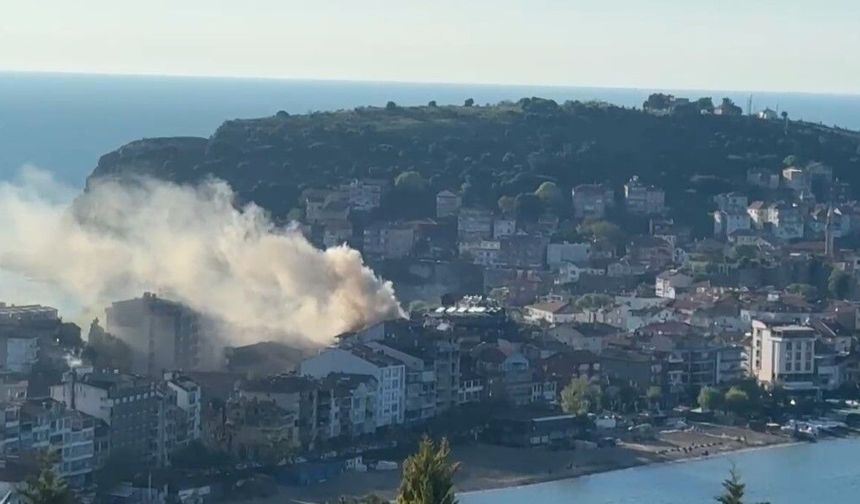 Amasra’daki yangında çifti vatandaşlar kurtardı