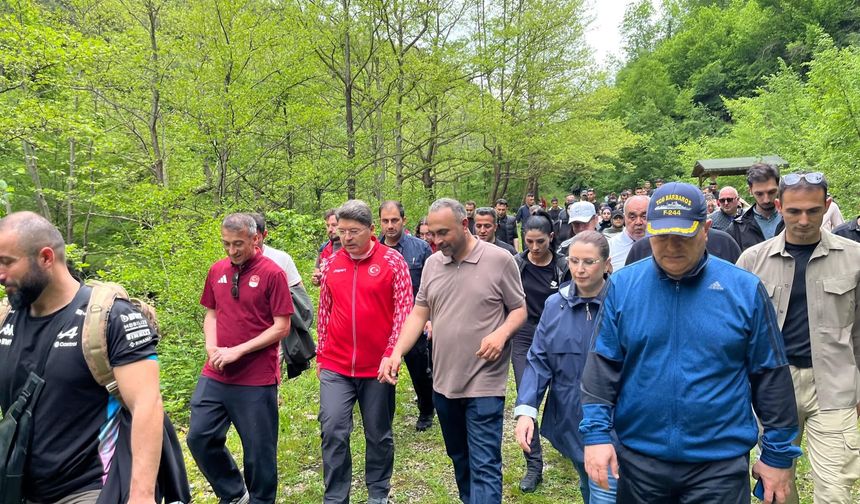 Ulus’ta 19 Mayıs Doğa Yürüşü