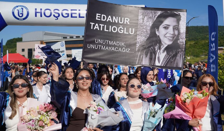 Bartın'da Binlerce Öğrenci Kep Attı, İşte Şampiyonlar