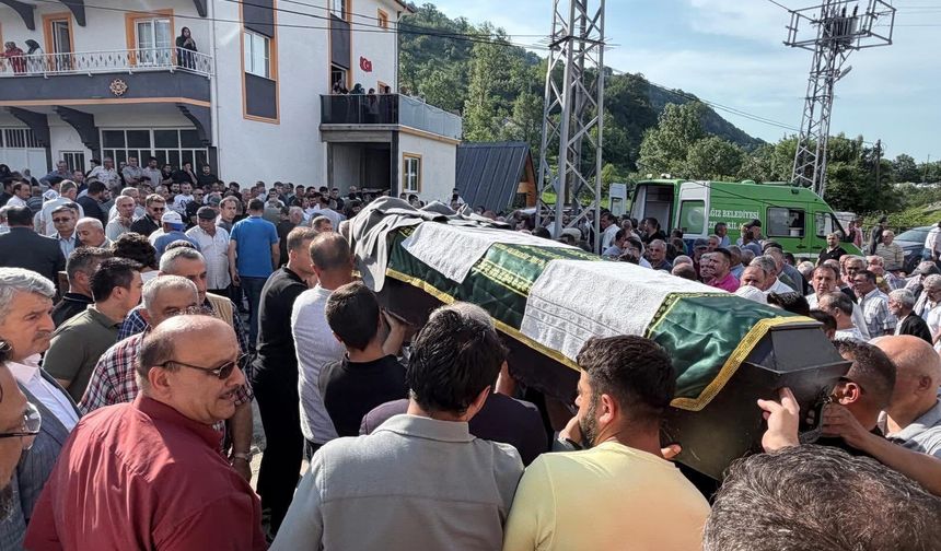 Ölü Bulunan Muhtar Gözyaşlarıyla Uğurlandı