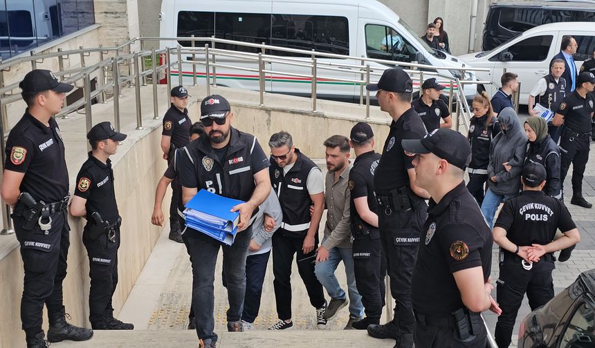 Rüşvet Şüphelisi Doktorun Kürtaj Tarifesi Ortaya Çıktı