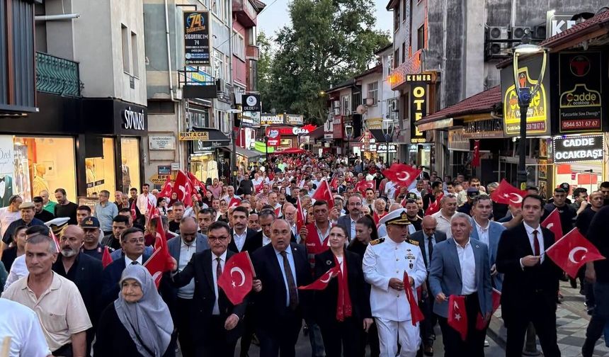 Bartın'da 15 Temmuz'un 10. yılında demokrasi nöbeti